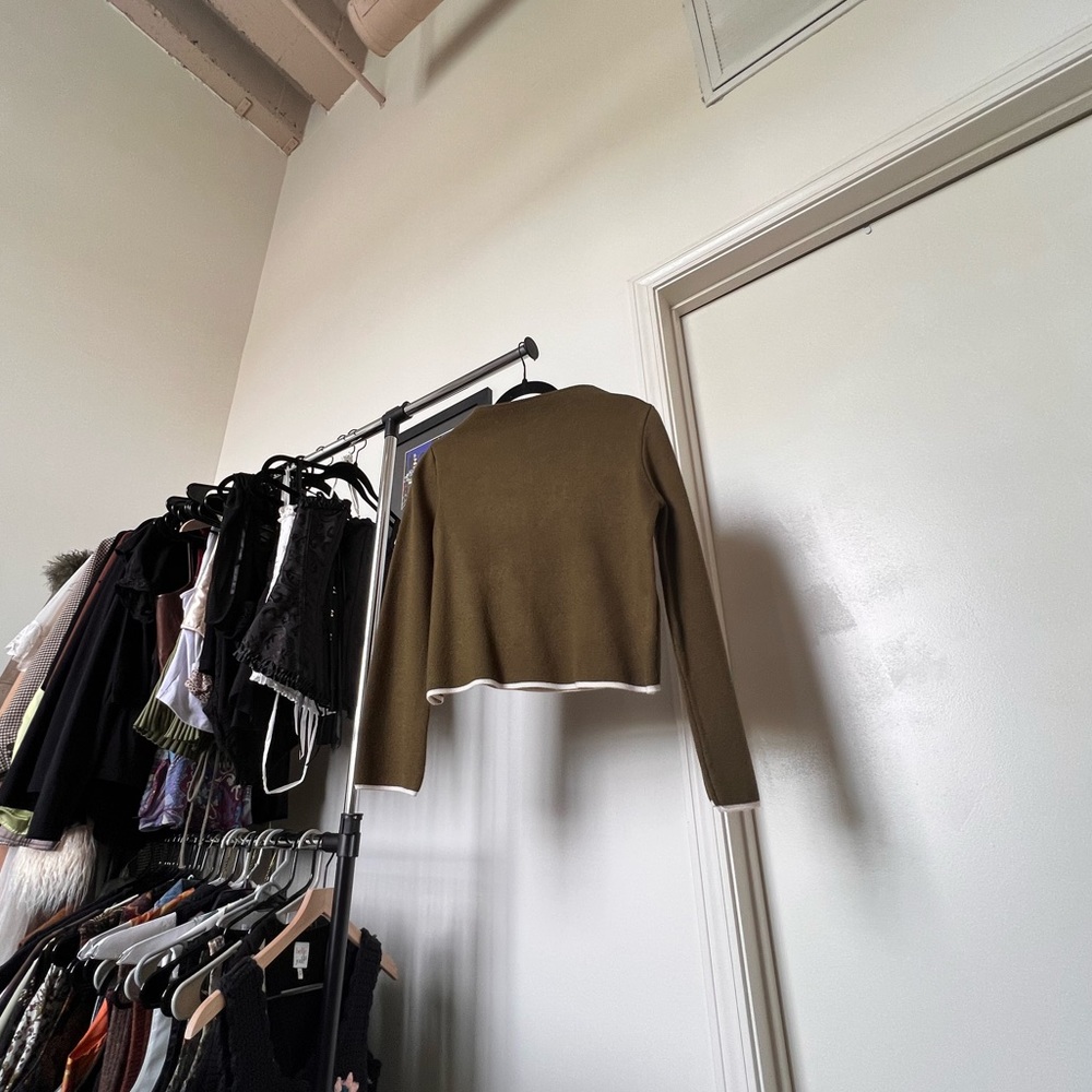 For the Artsy, For the Minimalist Sweater